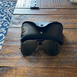 Ray Ban Aviator Sun Glasses